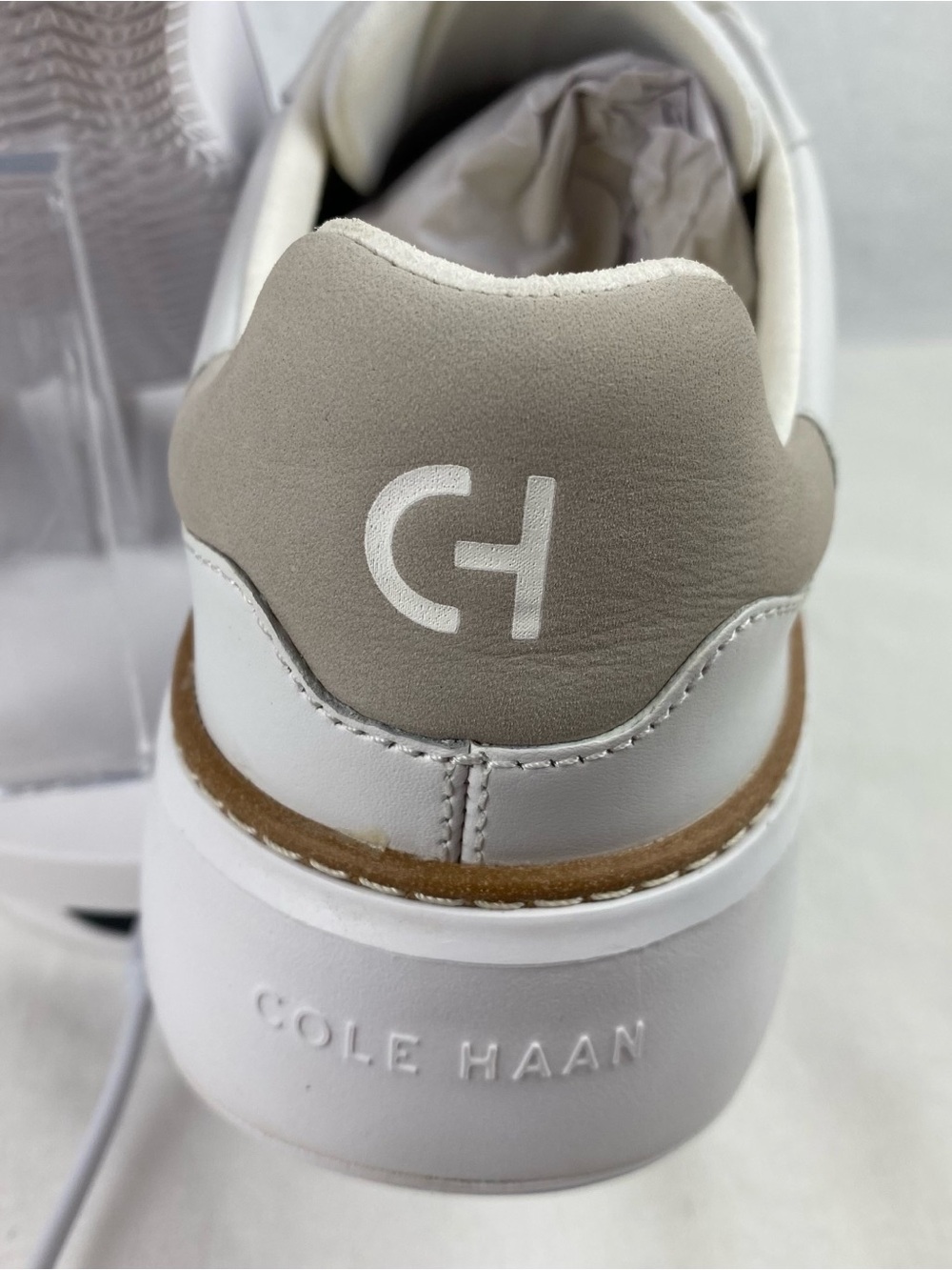 Cole Haan Women’s White Leather 360 Top Spin Sneakers with Tan Trim. 9.5 - Picture 6 of 13